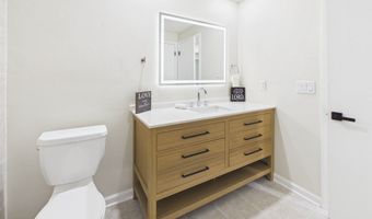 906 Whitmore St, Anderson, IN 46012