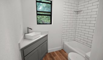 210 15th NW Ave, Ardmore, OK 73401