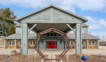 4709 220th Trl, Amana, IA 52203