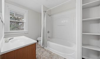 606 Brown St, Akron, OH 44311