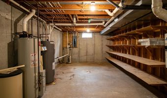 332 Allan St, Allison, IA 50602