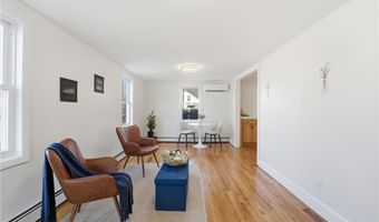 207 Mendon Rd, Cumberland, RI 02864