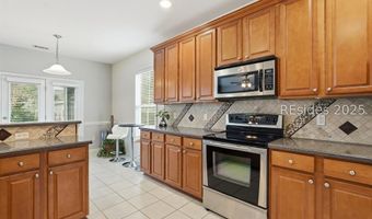 46 Woods Bay Rd, Bluffton, SC 29910