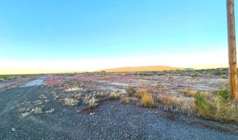 545 Yellow Brick Rd, Battle Mountain, NV 89820