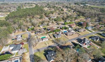 217 Collier Dr, Albertville, AL 35951