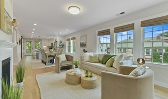 176 Medford St 176, Arlington, MA 02474