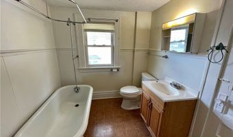 203 E York St, Akron, OH 44310