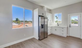 752 W 9th Ave, Escondido, CA 92025