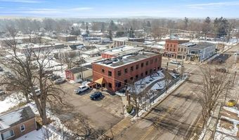 107 S Main St, Almont, MI 48003