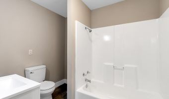 1408 N 8th St, Arkansas City, KS 67005