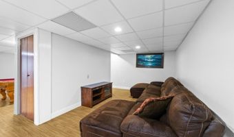 78 Wayside Dr, Aberdeen Twp., NJ 07735