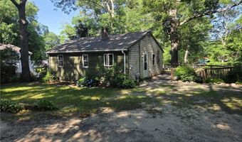 31 Lakeside Dr, Hopkinton, RI 02832