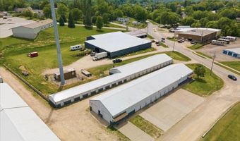 301 Old Dubuque Rd, Anamosa, IA 52205