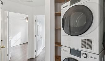 8703 VILLAGE GREEN Ct, Alexandria, VA 22309