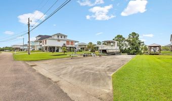 118 Edith Dr, Bay St. Louis, MS 39520