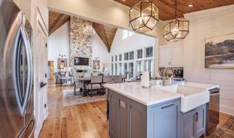 326 Bulgers Mill Loop, Alexander City, AL 35010