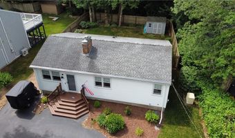 3 Onondega Rd, Narragansett, RI 02882