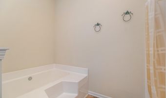1493 Fox Pointe Cir 74, Ann Arbor, MI 48108