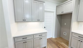 25 Roxburgh Dr, Bella Vista, AR 72715