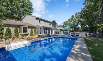 6903 Hidden Valley Dr, Amherst, OH 44001