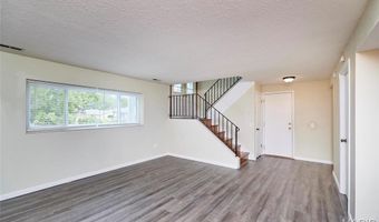 241 Valleyoak Ct, Ballwin, MO 63021