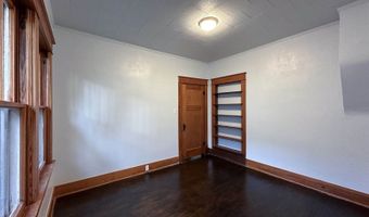 616 N 4th St, Arkansas City, KS 67005