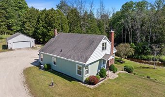 142 County Rd S, Algoma, WI 54201