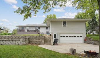 712 Adair St, Adair, IA 50002