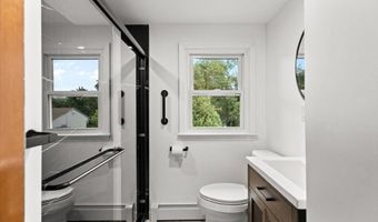 578 Woonasquatucket Ave, North Providence, RI 02911