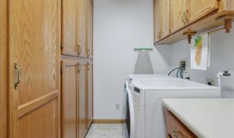45241 Dillon Dr, Ahwahnee, CA 93601