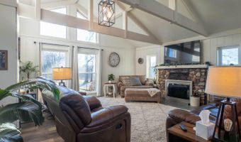 749 State Highway Hh, Alton, MO 65606