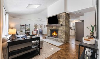 113 Birchwood Rd, Blakeslee, PA 18610