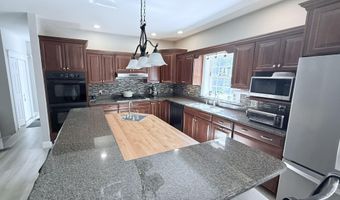 134 Pine Ledge Rd, Bangor, ME 04401