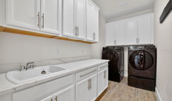 830 MANNS HARBOR Dr, Apollo Beach, FL 33572