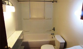 1540 Highland Ave, Alton, IL 62002