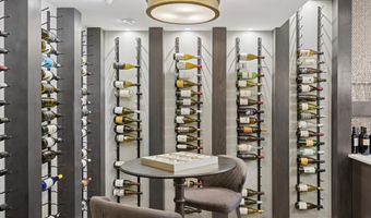 4 WHITE FIELD Ct, Ambler, PA 19002