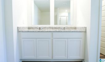 305 CREEK BEND Ln, Alabaster, AL 35007