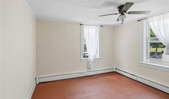400 Thames St, Bristol, RI 02809