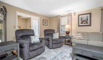 10 Roselawn Ave, North Smithfield, RI 02824