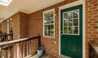 100 Woodstone 12, Athens, GA 30605