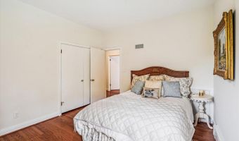 6623 RADNOR, Bethesda, MD 20817