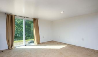 105 Lincoln Hts, Alum Creek, WV 25003