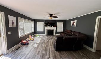 408 S Farr Ave, Andrews, SC 29510