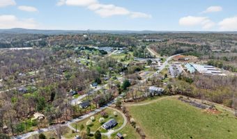 2412 Lynch Mill Rd, Altavista, VA 24517