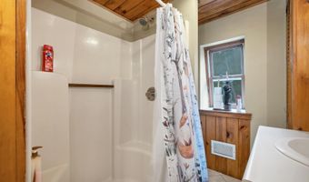 109 Mountain View Rd, Campton, NH 03223