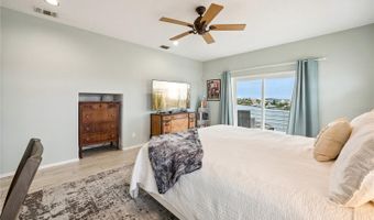 807 CHIPAWAY Dr, Apollo Beach, FL 33572