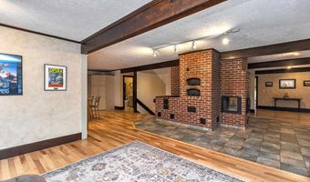 107 Fresh Pond Ln, Brookline, NH 03033