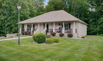 410 Crooked Stick Dr, Bedford, IN 47421