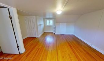 568 Park Ave Apt 2, Albany, NY 12208