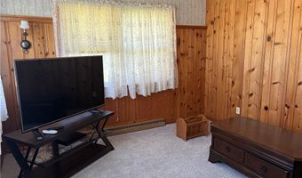 303 W Main St, Andover, OH 44003